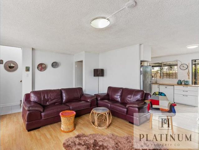 Townhouse for rent in Noranda, Western Australia