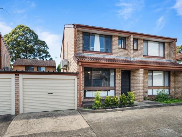 Townhouse for sale in Sydney, New South Wales