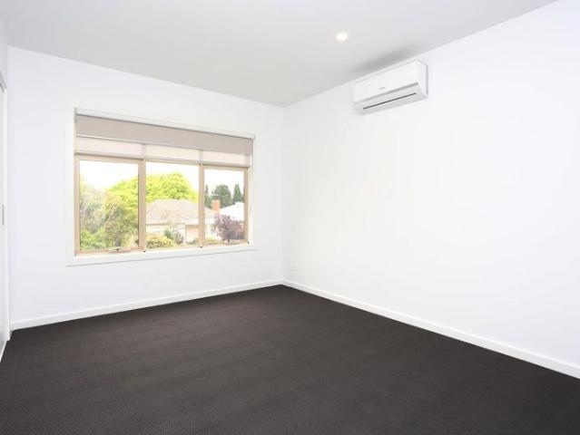 Townhouse for rent in Camerons Creek, Victoria