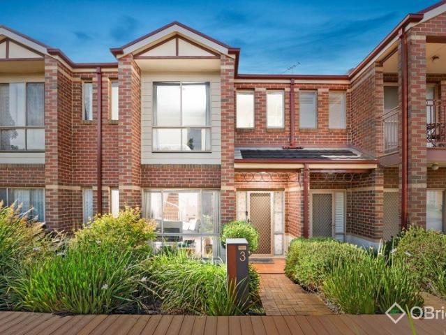 Townhouse for sale in Camerons Creek, Victoria