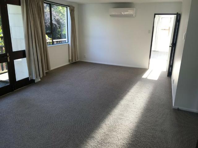 House for rent in Otakou