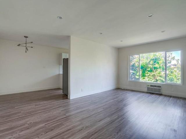 Apartment for rent in Canoga Park, California