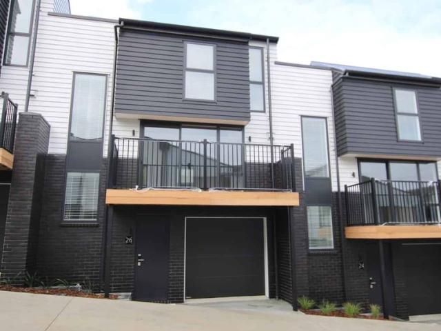 Townhouse for rent in Howick, Oroua County