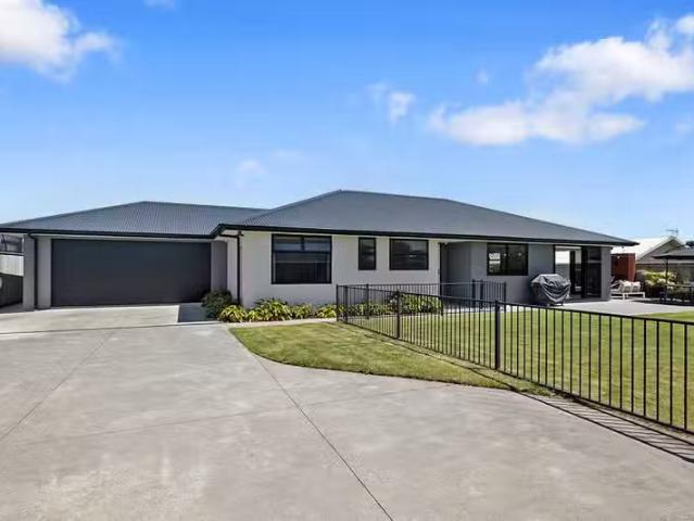 House for sale in Hillsborough, Taranaki