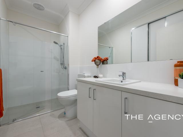 Apartment for sale in Cloverdale, Western Australia