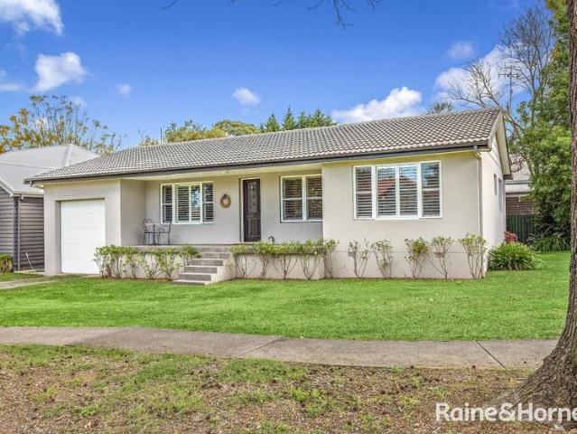 House for sale in Berry