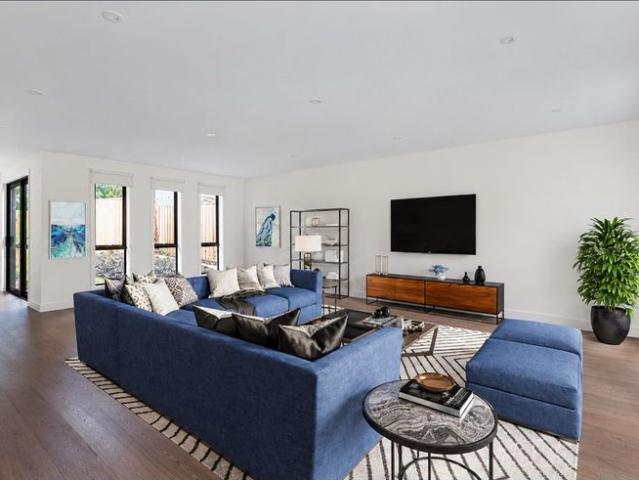 Townhouse for rent in Glen Iris, Melbourne