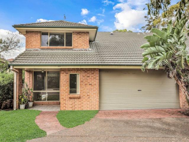 Townhouse for rent in Sydney, New South Wales