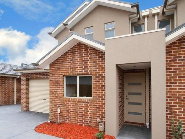 Townhouse for rent in Camerons Creek, Victoria