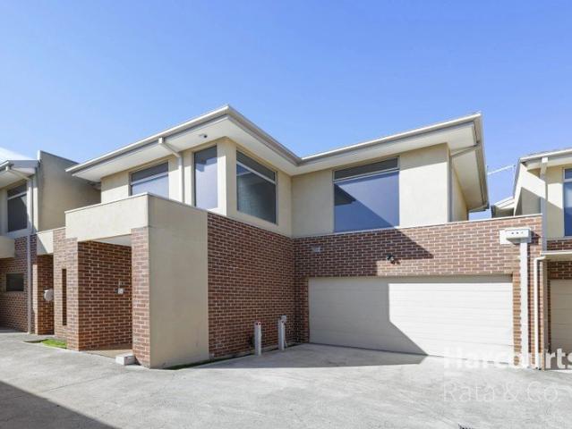 Townhouse for rent in Camerons Creek, Victoria