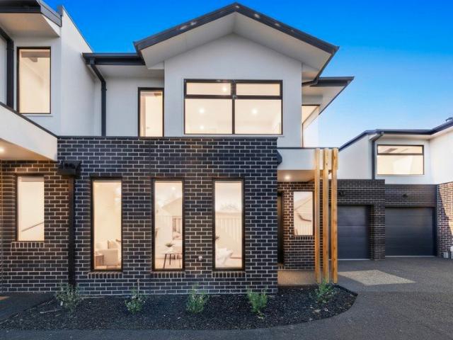 Townhouse for sale in Altona, Melbourne