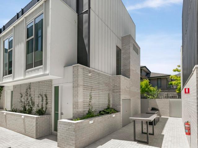 Townhouse for rent in Camerons Creek, Victoria