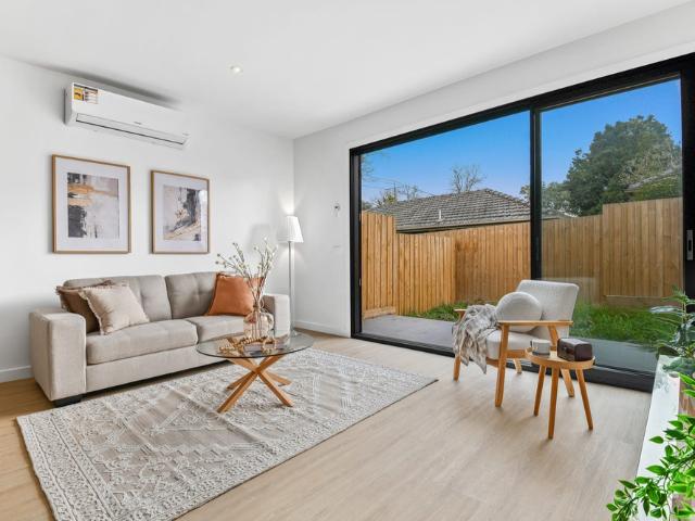 Townhouse for rent in Mitcham, Melbourne