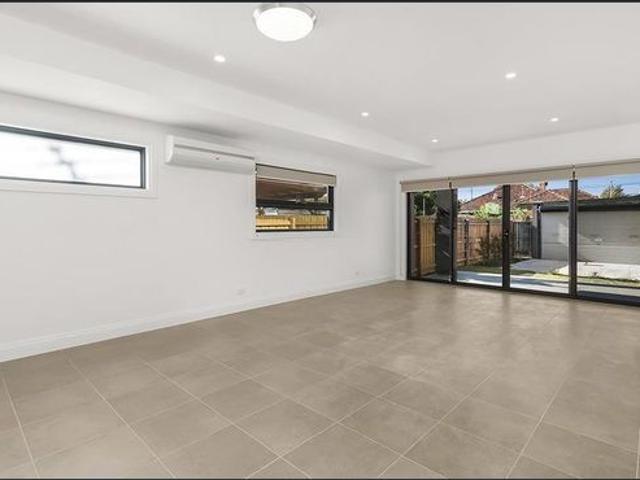 Townhouse for rent in Camerons Creek, Victoria