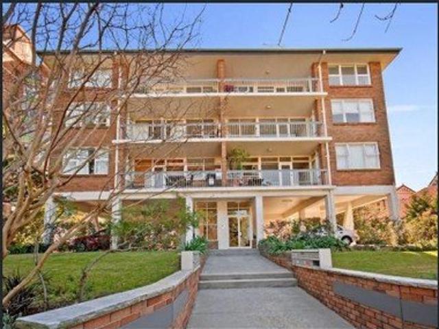 Apartment for rent in Lower North Shore, Sydney