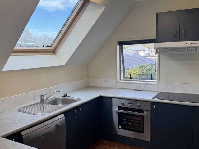 Townhouse for rent in Heathcote, Canterbury