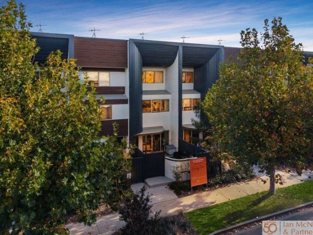 Townhouse for sale in Googong, New South Wales