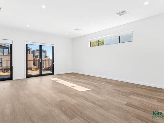 House for rent in Woodforde, South Australia