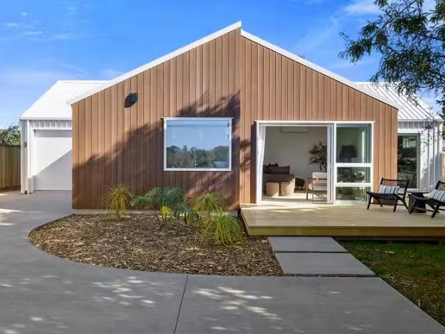 House for rent in Taranaki
