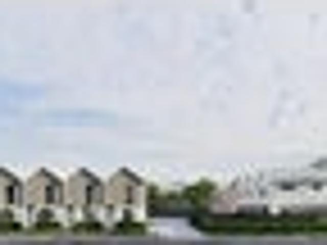 Townhouse for sale in Chaslands, Canterbury