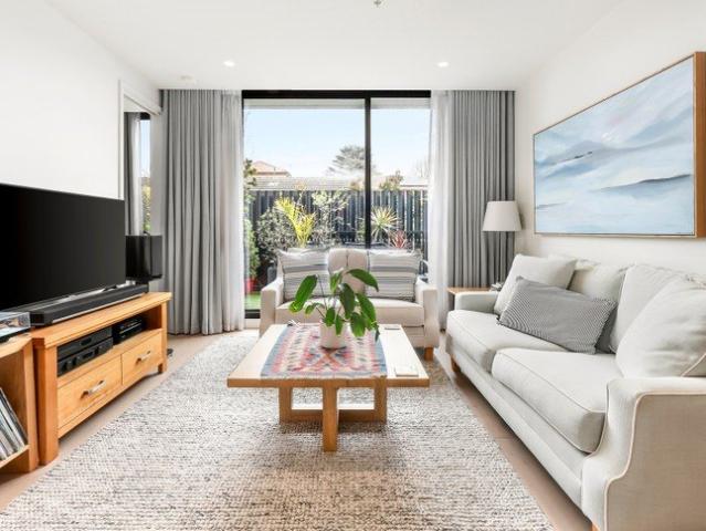 Apartment for rent in Camberwell, Melbourne