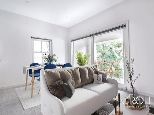 Apartment for rent in Lower North Shore, Sydney