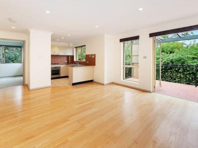 Apartment for rent in Lower North Shore, Sydney