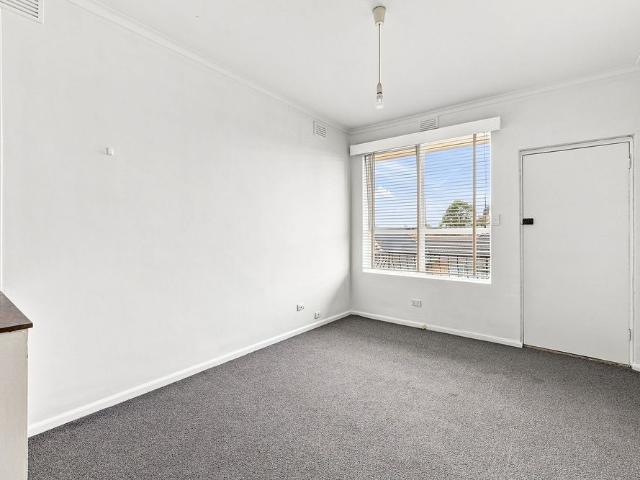 Apartment for rent in Carnegie, Melbourne