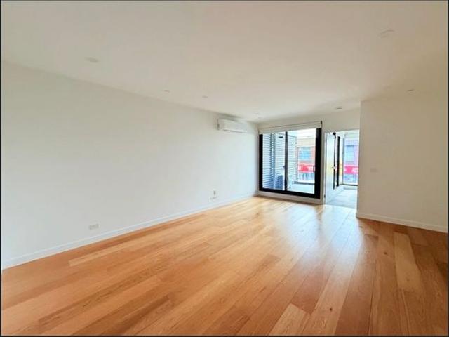 Apartment for rent in Elsternwick, Melbourne