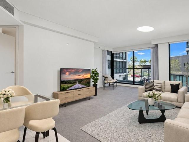 Apartment for rent in Lower North Shore, Sydney