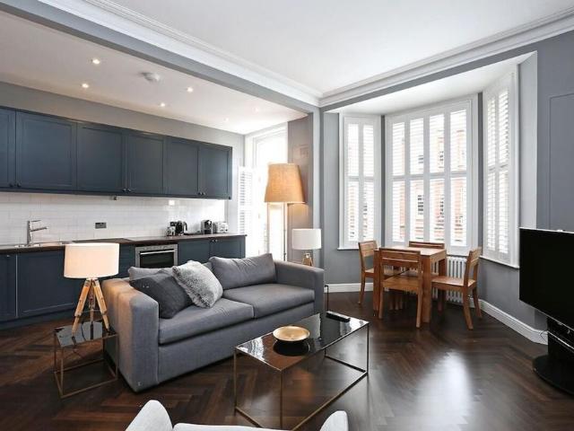 Apartment for rent in Brompton, Greater London
