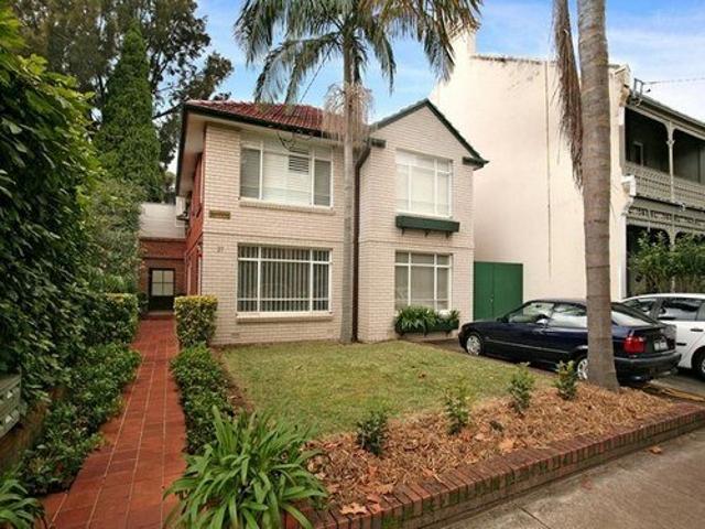 Apartment for rent in Lower North Shore, Sydney