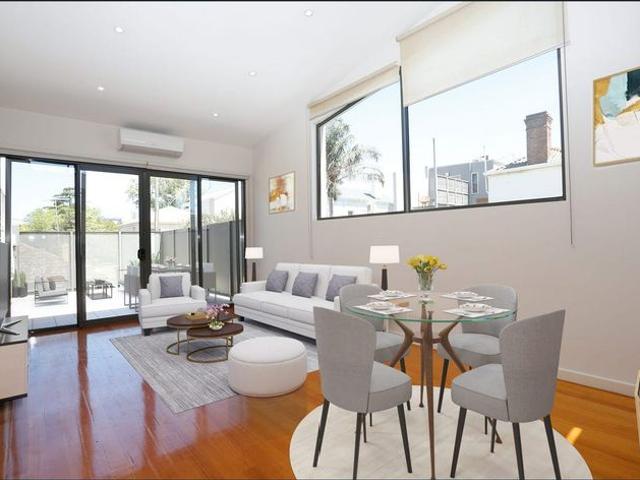 Townhouse for rent in Port Melbourne, Melbourne