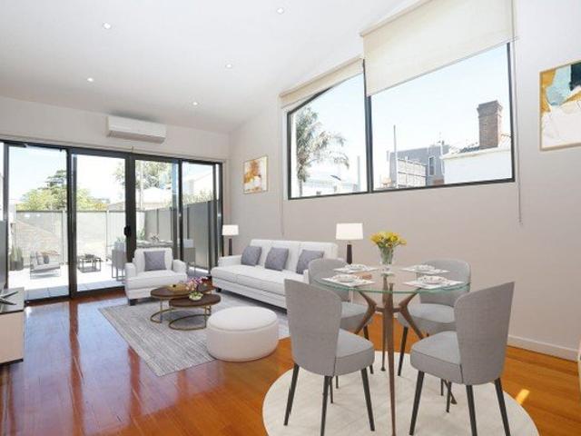 Townhouse for rent in Port Melbourne, Melbourne