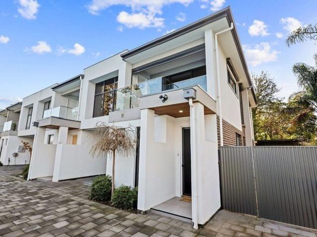 Townhouse for rent in Horseshoe Creek, South Australia