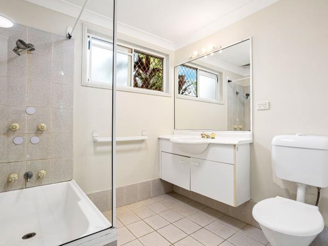 Apartment for sale in Manoora, Queensland