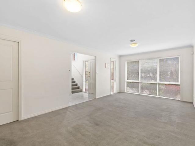 Townhouse for rent in Camerons Creek, Victoria