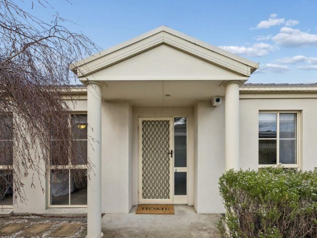 Townhouse for sale in Camerons Creek, Victoria