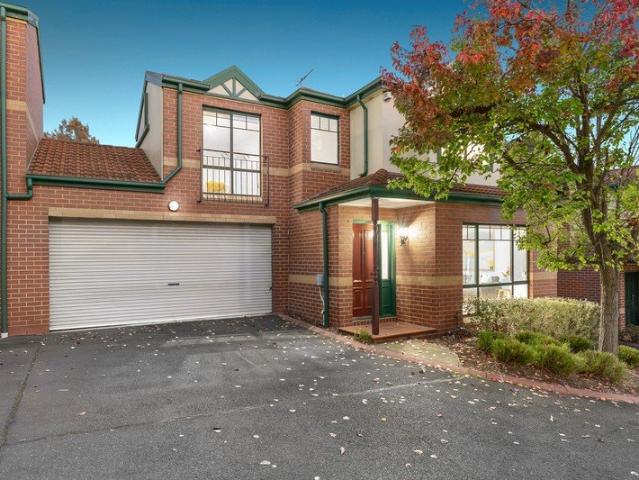 Townhouse for sale in Camerons Creek, Victoria
