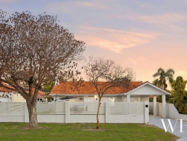 House for sale in Alfred Cove, Western Australia