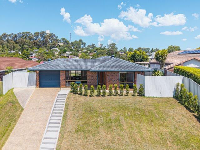 House for sale in Eatons Hill, Greater Brisbane