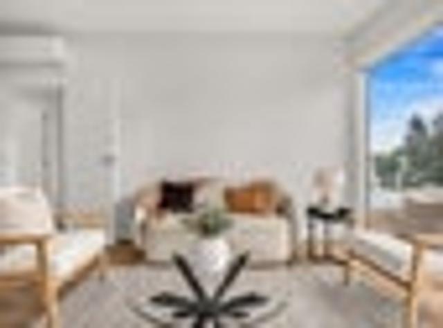 House for sale in Chaslands, Canterbury