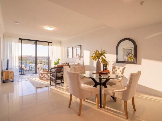 Apartment for sale in Biggera Waters, Gold Coast City