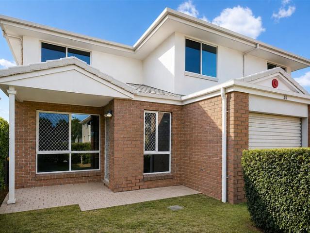 Townhouse for sale in Toombul, Queensland