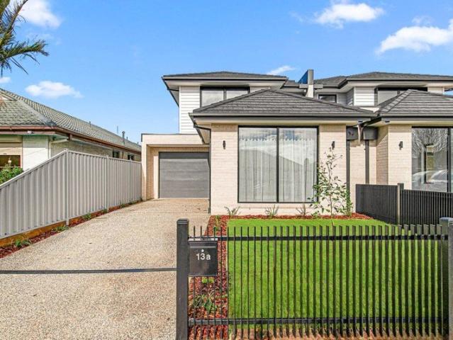 Townhouse for rent in Altona North, Melbourne