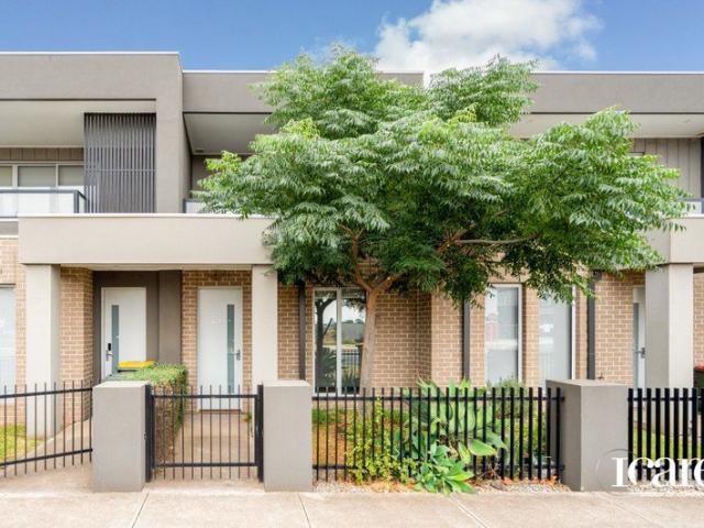 Townhouse for sale in Camerons Creek, Victoria