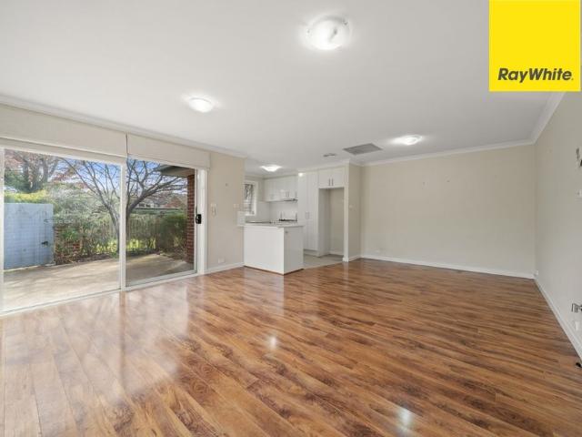 Townhouse for rent in Macquarie, Australian Capital Territory