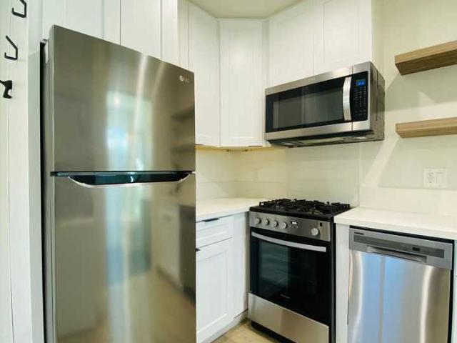 Apartment for rent in Santa Monica, California