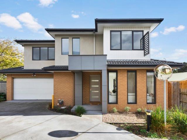 Townhouse for sale in Camerons Creek, Victoria