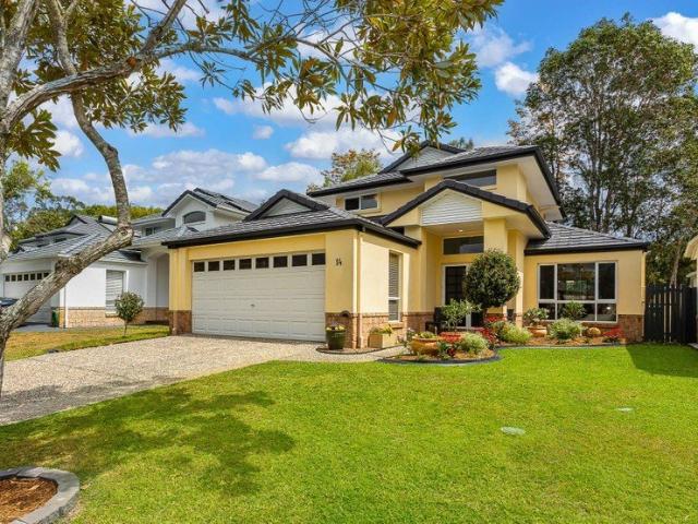 Villa for sale in Mudgeeraba, Gold Coast City